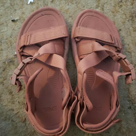 Teva Women’s Sandals Size 7 – Tan/Peach Adjustable Straps - Picture 1 of 2